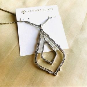 Kendra Scott Simon silver statement necklace